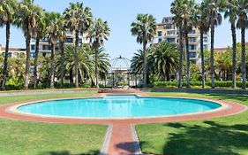 Island Club Luxury Apartments